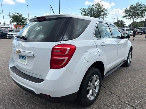 Used 2017 Chevrolet Equinox LS FWD image 5