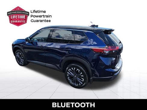 Used 2025 Nissan Rogue SL w/ Tech Package AWD/4WD image 3