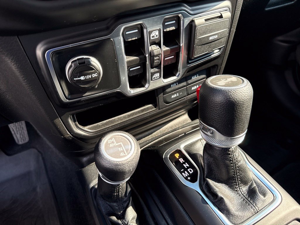 Used 2021 Jeep Wrangler Unlimited Sport AWD/4WD image 24