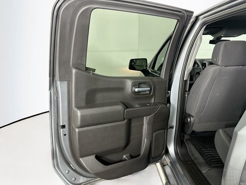 Used 2021 Chevrolet Silverado 1500 Custom AWD/4WD image 24