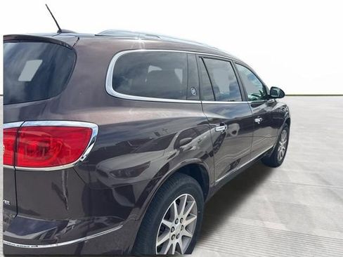 Used 2017 Buick Enclave Leather w/ Trailering Package FWD image 5