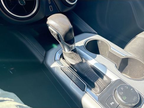 Used 2022 Chevrolet Blazer LT image 16