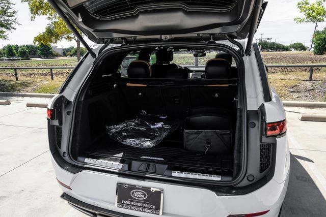 New 2026 Land Rover Range Rover Sport Dynamic SE AWD/4WD image 65