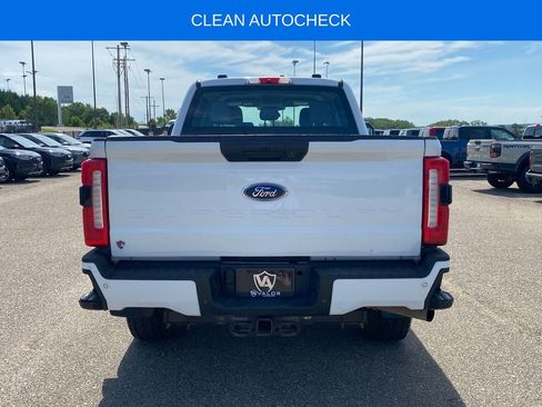 Used 2023 Ford F250 XL w/ STX Appearance Package image 5
