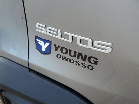 Used 2024 Kia Seltos LX AWD/4WD image 28