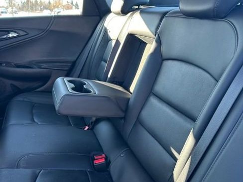 Used 2018 Chevrolet Malibu Premier w/ Premier Sun and Wheel Package image 33