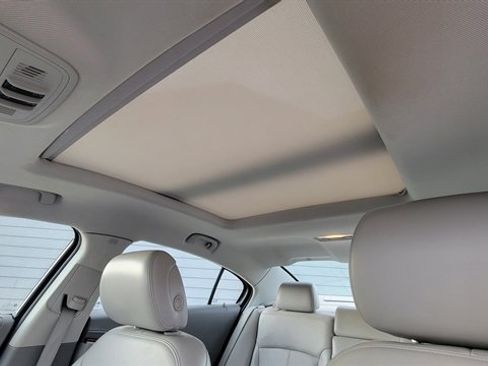 Used 2010 Buick LaCrosse CXL w/ Luxury Package image 38