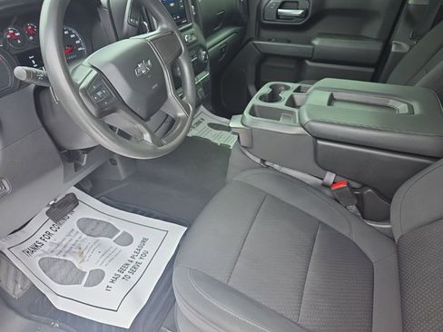 Used 2021 Chevrolet Silverado 1500 Custom Trail Boss w/ LPO, Dark Essentials Package image 12