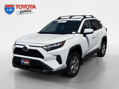 Certified 2025 Toyota RAV4 XLE w/ Convenience Package FWD image 1