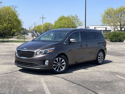 Used 2016 Kia Sedona SX