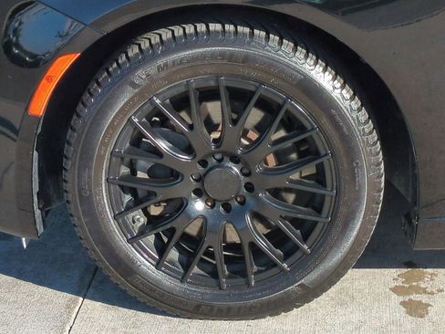 Used 2015 Chrysler 200 C w/ Navigation & Sound Group I image 13