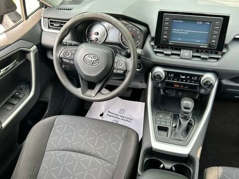 Used 2020 Toyota RAV4 XLE w/ All Weather Liner Package AWD/4WD image 47