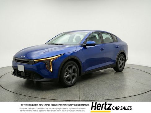 Used 2025 Kia K4 FWD image 1