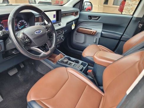 Used 2022 Ford Maverick Lariat w/ Lariat Luxury Package image 12