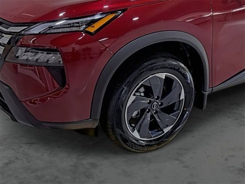 Used 2026 Nissan Rogue SV w/ Cold Weather Package image 7