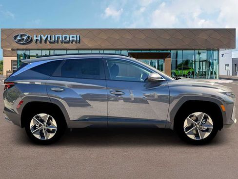 New 2026 Hyundai Tucson SEL image 9