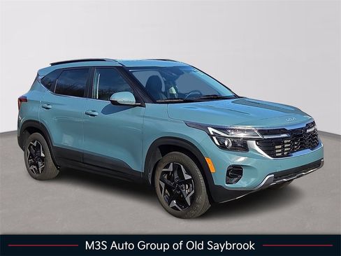 Certified 2024 Kia Seltos EX image 1