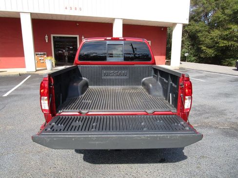 Used 2018 Nissan Frontier SV image 22