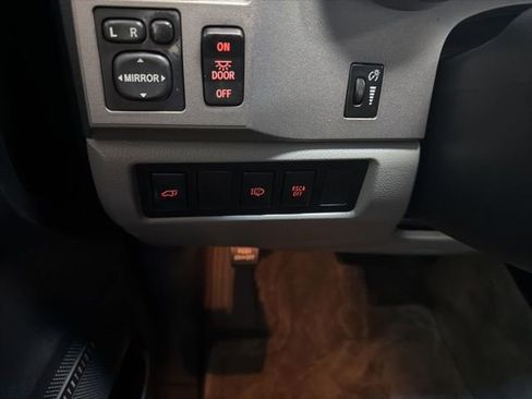 Used 2011 Toyota Sequoia Limited AWD/4WD image 16