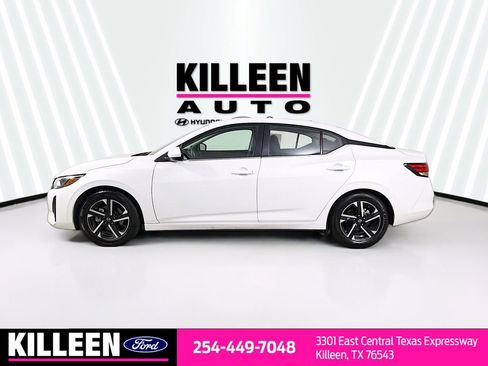 Used 2024 Nissan Sentra SV image 4