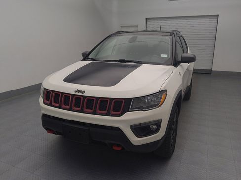 Used 2019 Jeep Compass Trailhawk w/ Cold Weather Group AWD/4WD image 15
