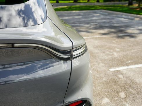 Used 2021 Aston Martin DBX image 70