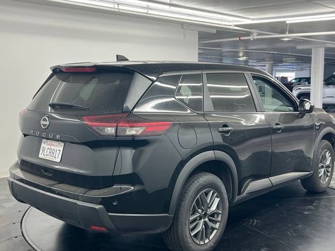 Used 2024 Nissan Rogue S FWD image 5