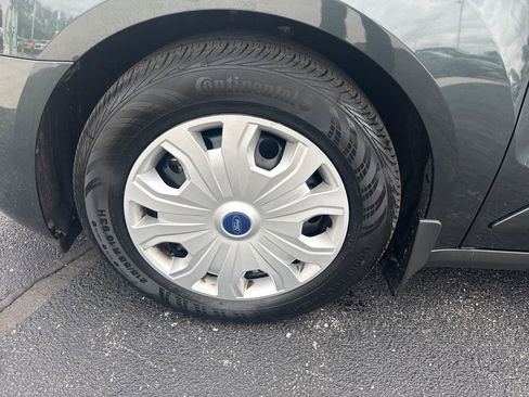 Used 2019 Ford Transit Connect XLT FWD image 11