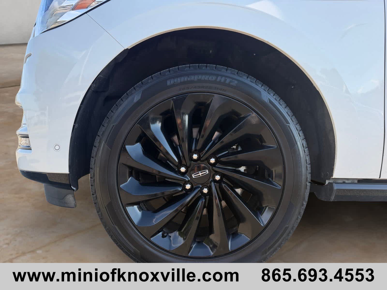 Used 2020 Lincoln Navigator Reserve w/ Equipment Group 208A Reserve AWD/4WD image 9