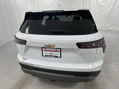 Used 2025 Chevrolet Equinox LT AWD/4WD image 4