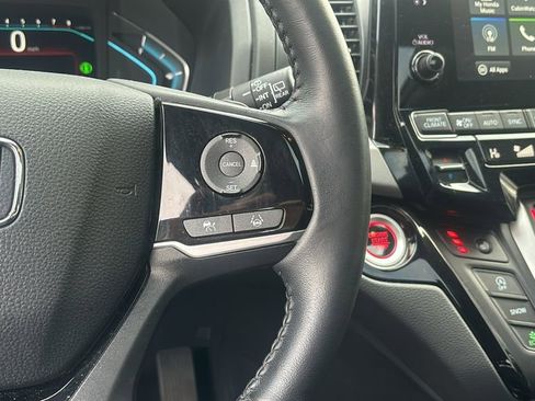 Used 2024 Honda Odyssey Touring image 18