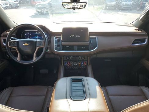 Used 2022 Chevrolet Tahoe High Country w/ Premium Package 2 AWD/4WD image 10