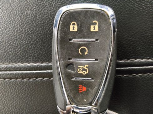 Used 2024 Chevrolet Malibu LT FWD image 32