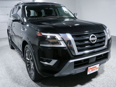 Used 2021 Nissan Armada Platinum w/ Captain's Chairs Package AWD/4WD image 5