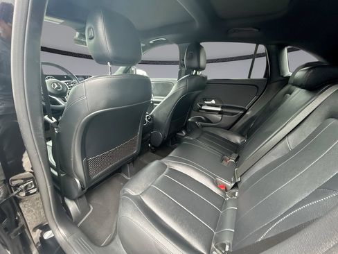Used 2023 Mercedes-Benz GLA 250 image 30
