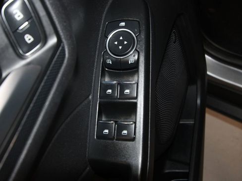 Used 2024 Ford Escape ST-Line w/ Tech Pack #1 FWD image 6