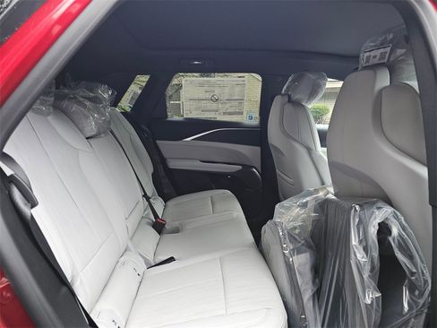 New 2026 Cadillac Lyriq Sport image 13