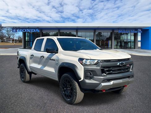 Used 2026 Chevrolet Colorado Trail Boss AWD/4WD image 1