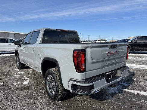 Used 2025 GMC Sierra 1500 AT4 w/ AT4 Preferred Package image 15