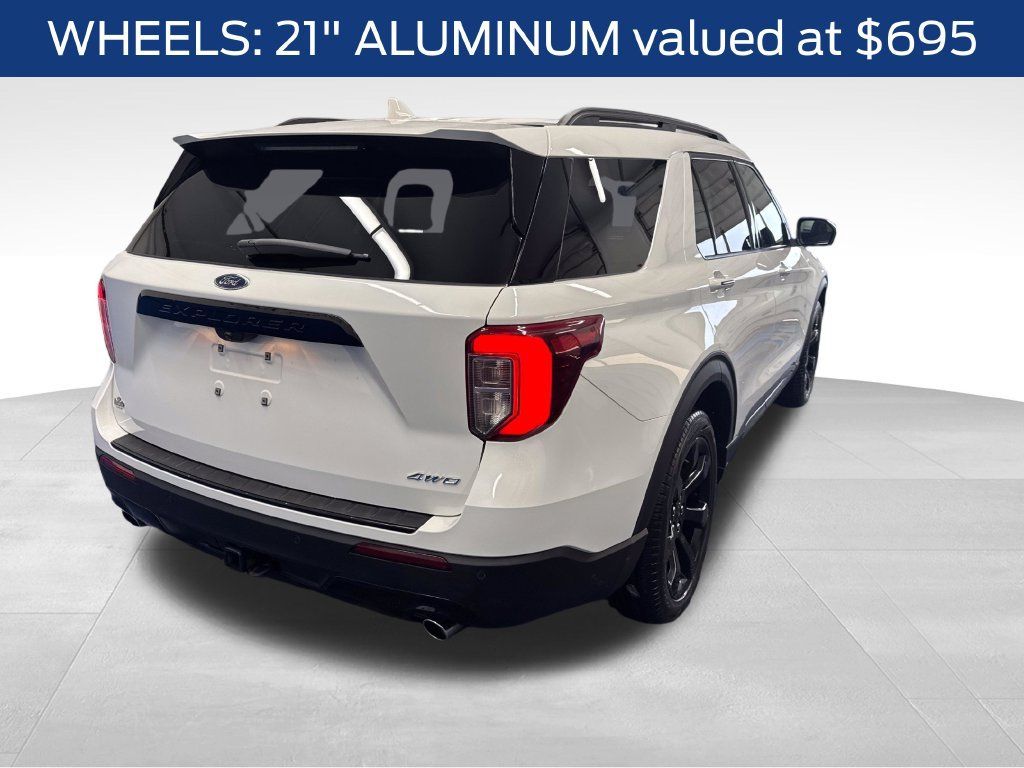 Used 2023 Ford Explorer ST-Line w/ Class IV Trailer Tow Package AWD/4WD image 7