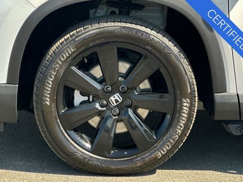 Certified 2025 Honda Pilot Black Edition image 35