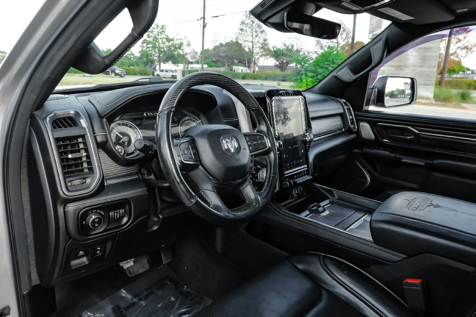 Used 2020 RAM 1500 Limited AWD/4WD image 3