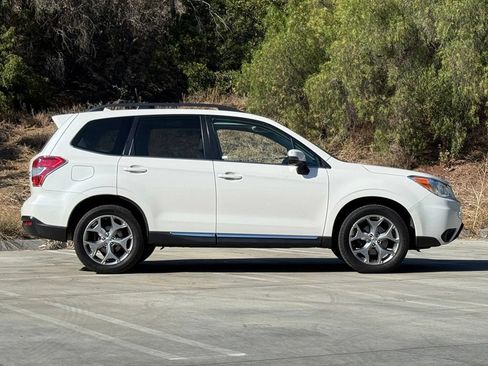Used 2016 Subaru Forester 2.5i Touring w/ Eyesight & Navigation System AWD/4WD image 8