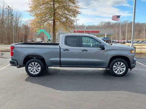 Used 2022 Chevrolet Silverado 1500 Custom image 27