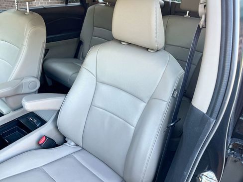 Used 2021 Honda Pilot EX-L image 18