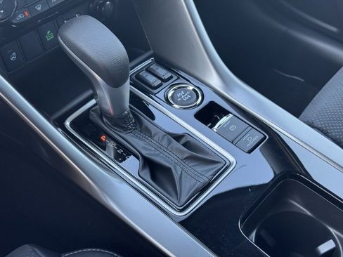New 2025 Mitsubishi Eclipse Cross image 28