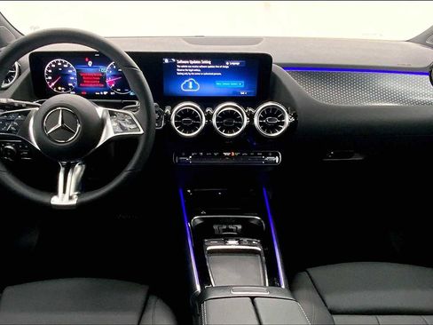 New 2026 Mercedes-Benz GLA 250 GLA 250 image 18