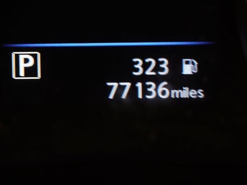 Used 2018 Nissan Rogue SL w/ Premium Package AWD/4WD image 9