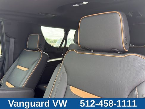 Used 2024 GMC Yukon XL AT4 AWD/4WD image 34