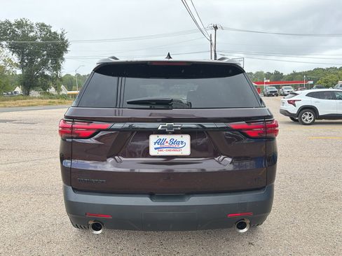 Used 2023 Chevrolet Traverse LT FWD image 5